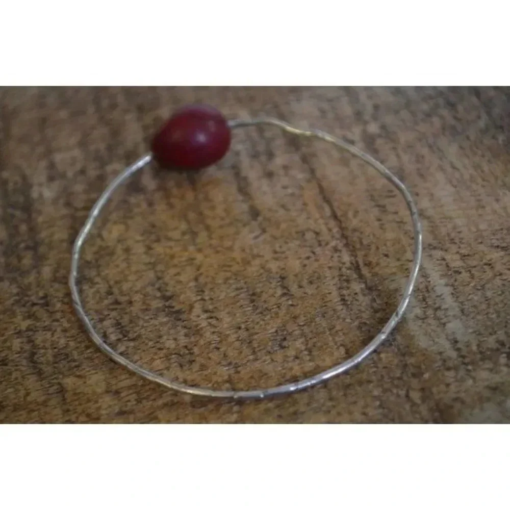 Vintage Red Skull  Bead on Sterling Silver Bangle - Picture 5 of 7